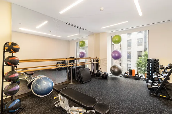 180 6th Avenue, Unit 5A Manhattan, NY 10013 - Photo 16 of 29