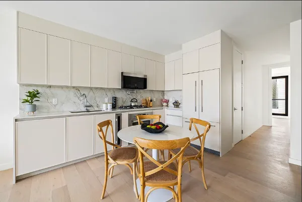 $4,995 | 232 Eckford Street, Unit 3R | Greenpoint