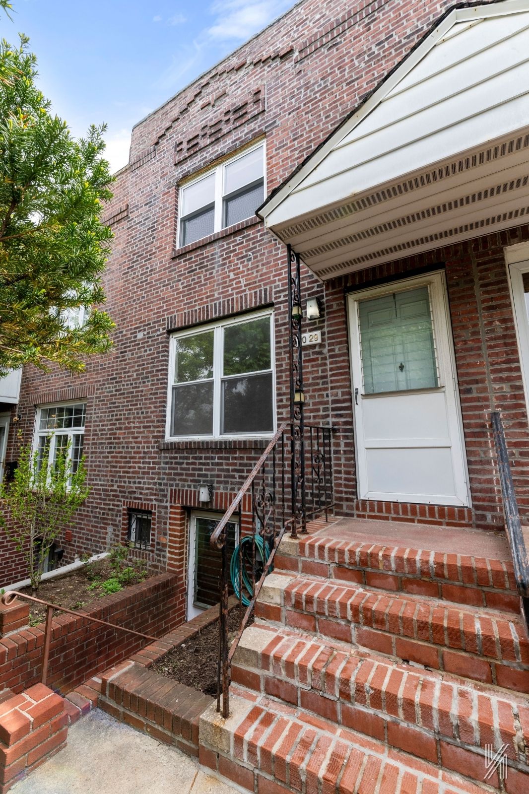 20-29 28th Street Queens, NY 11105 - Photo 24 of 28