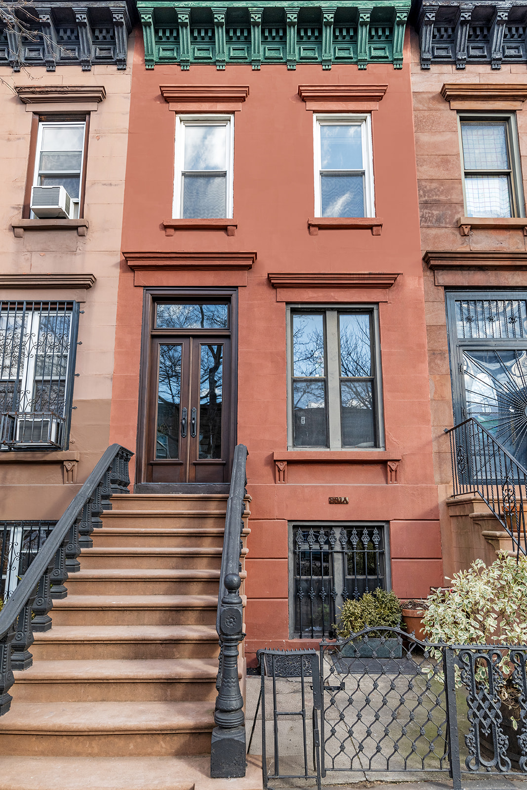 331 A Stuyvesant Avenue Brooklyn, NY 11233 - Photo 3 of 21 a building view with a outdoor space