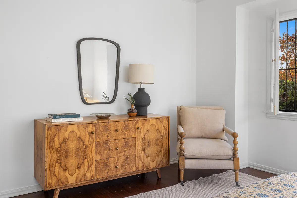 $1,849,000 | 926 Burnside Avenue, Los Angeles, CA 90036