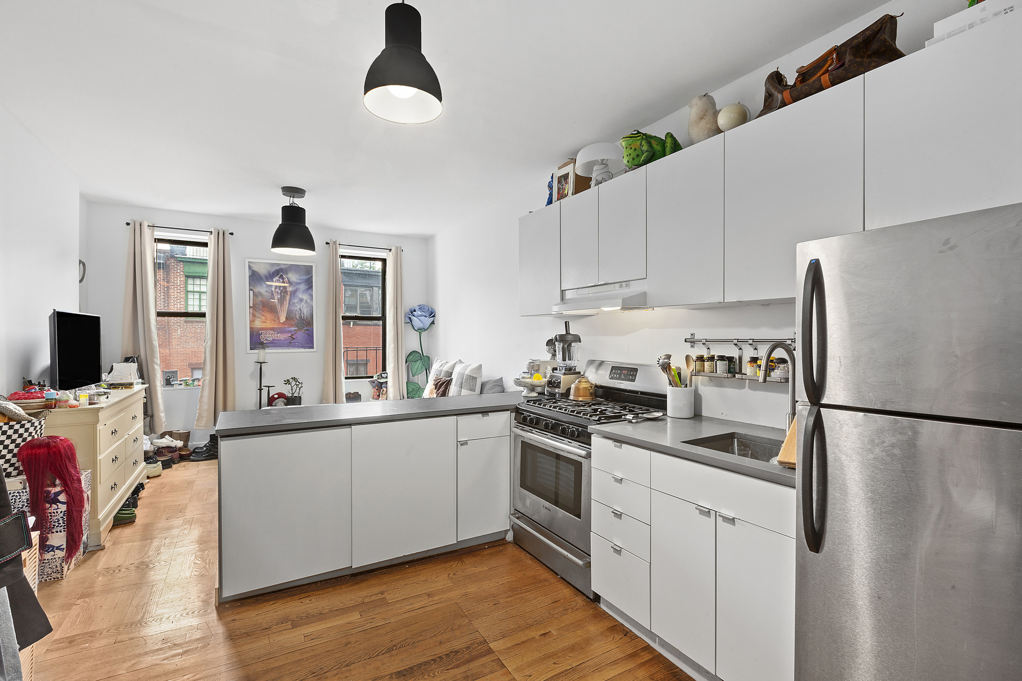 175 Bleecker Street, Unit 18 Manhattan, NY 10012 - Photo 2 of 6