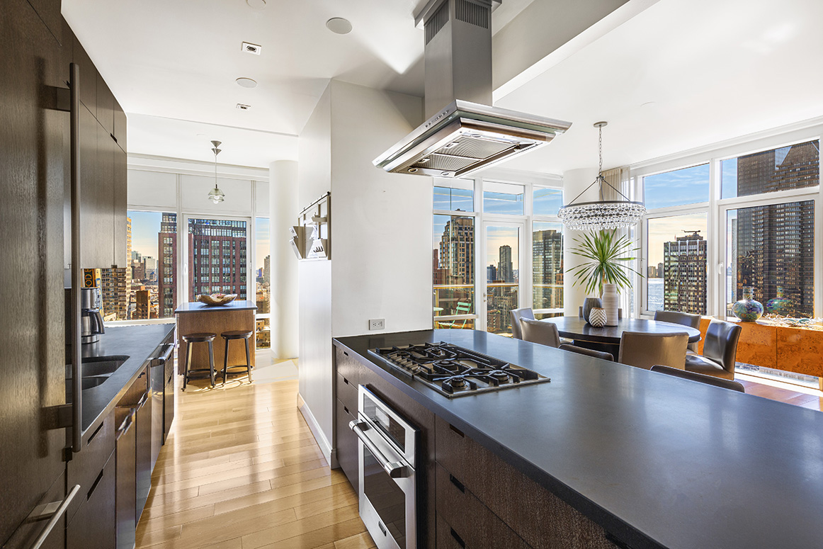 310 East 53rd Street, Unit 26BC Manhattan, NY 10022 - Photo 9 of 20