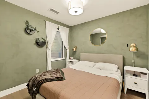$575,000 | 4013 Davis Place Northwest, Unit Undisclosed, Washington, DC 20007