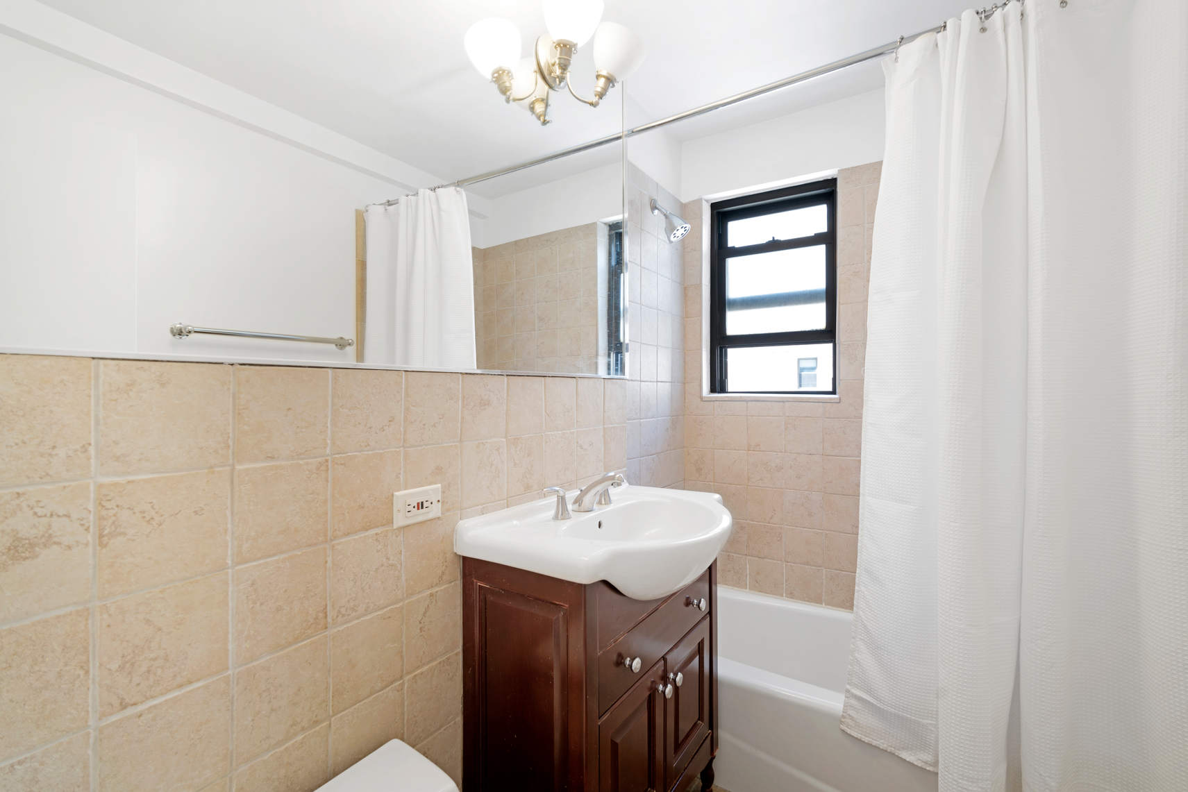 150 East 56th Street, Unit 11A Manhattan, NY 10022 - Photo 8 of 12