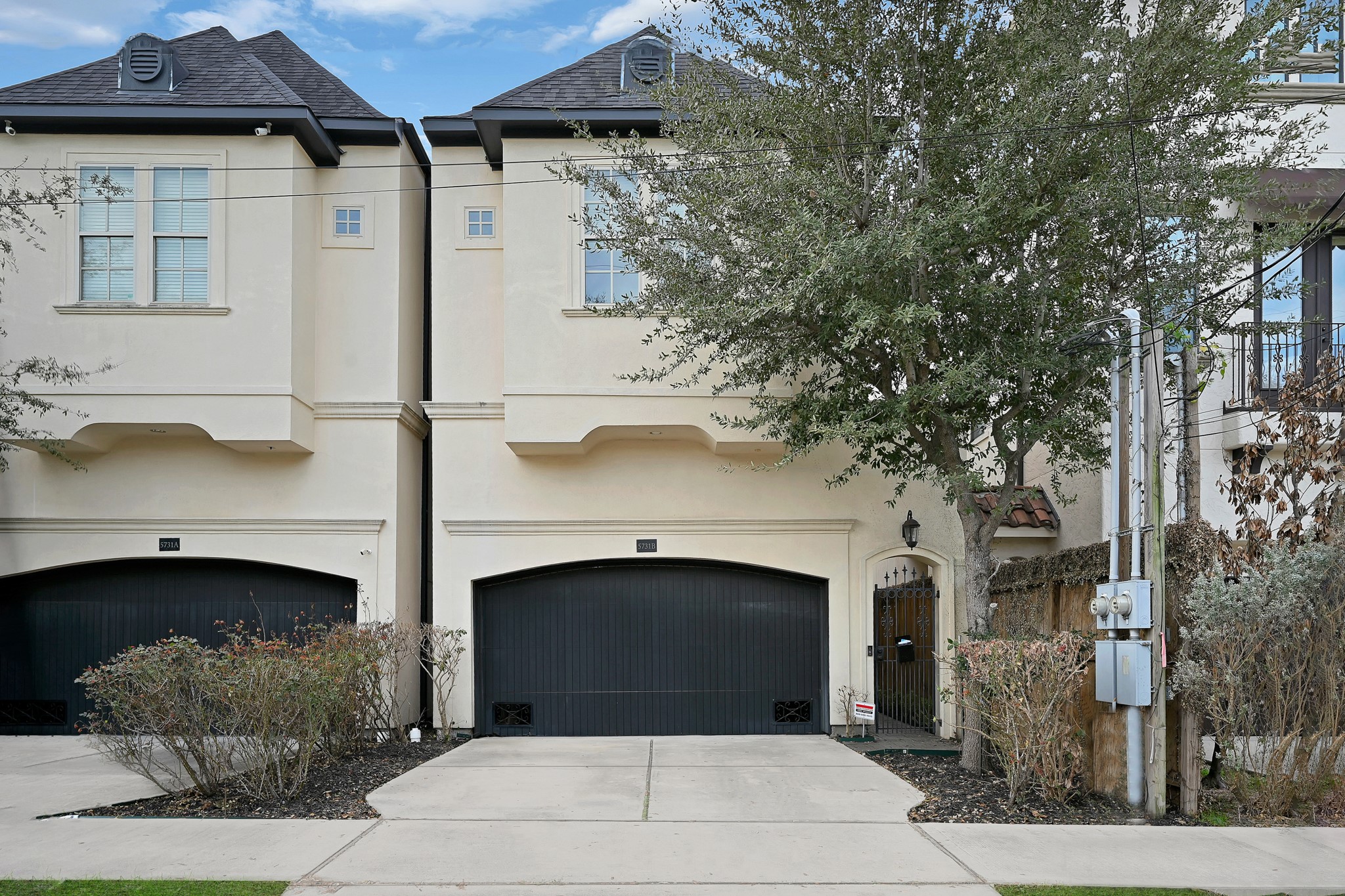 5731 Kiam Street, Unit B Houston, TX 77007 - Photo 1 of 27