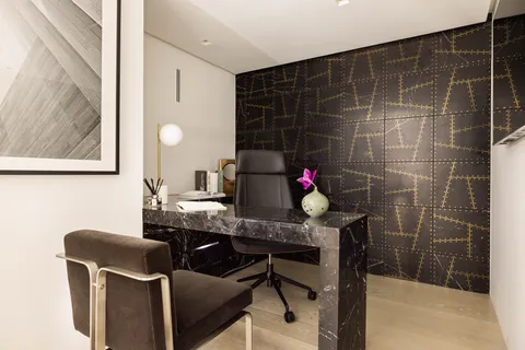 $18,900,000 | 230 Central Park South | Central Park South