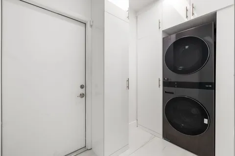 $6,495,000 | 3770-3792 Kumquat Avenue, Miami, FL 33133