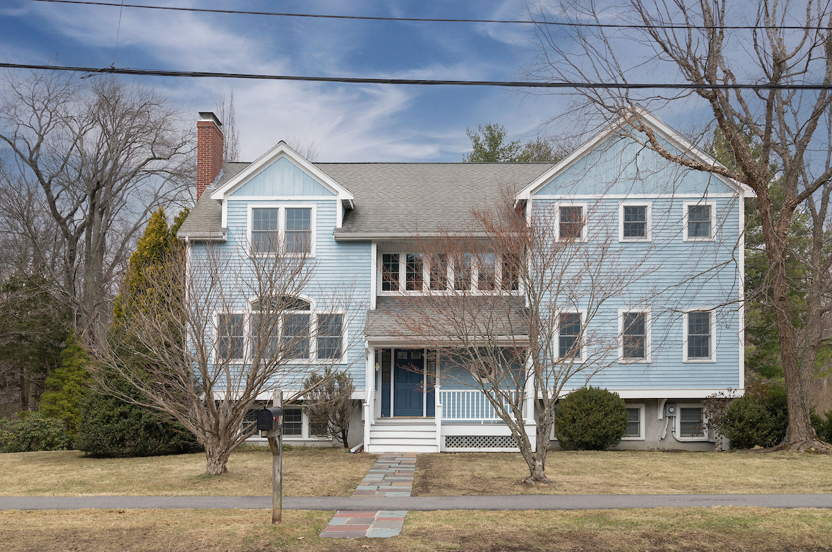 21 Bryant Road Lexington, MA 02420 - Photo 2 of 36