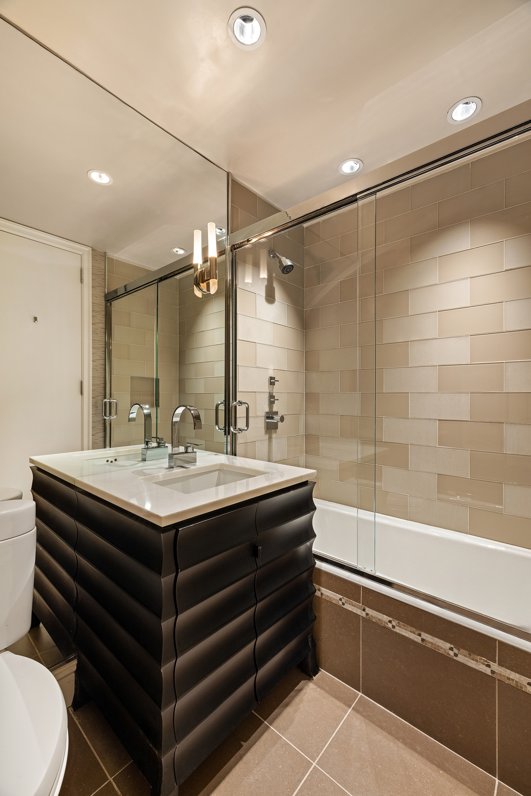150 Columbus Avenue, Unit PH2B Manhattan, NY 10023 - Photo 11 of 15 Gallery Image 11