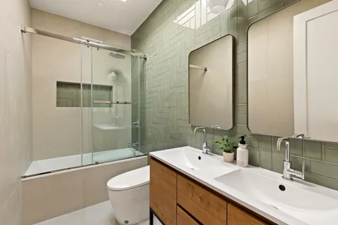 $2,599,000 | 582 Quincy Street | Bedford-Stuyvesant