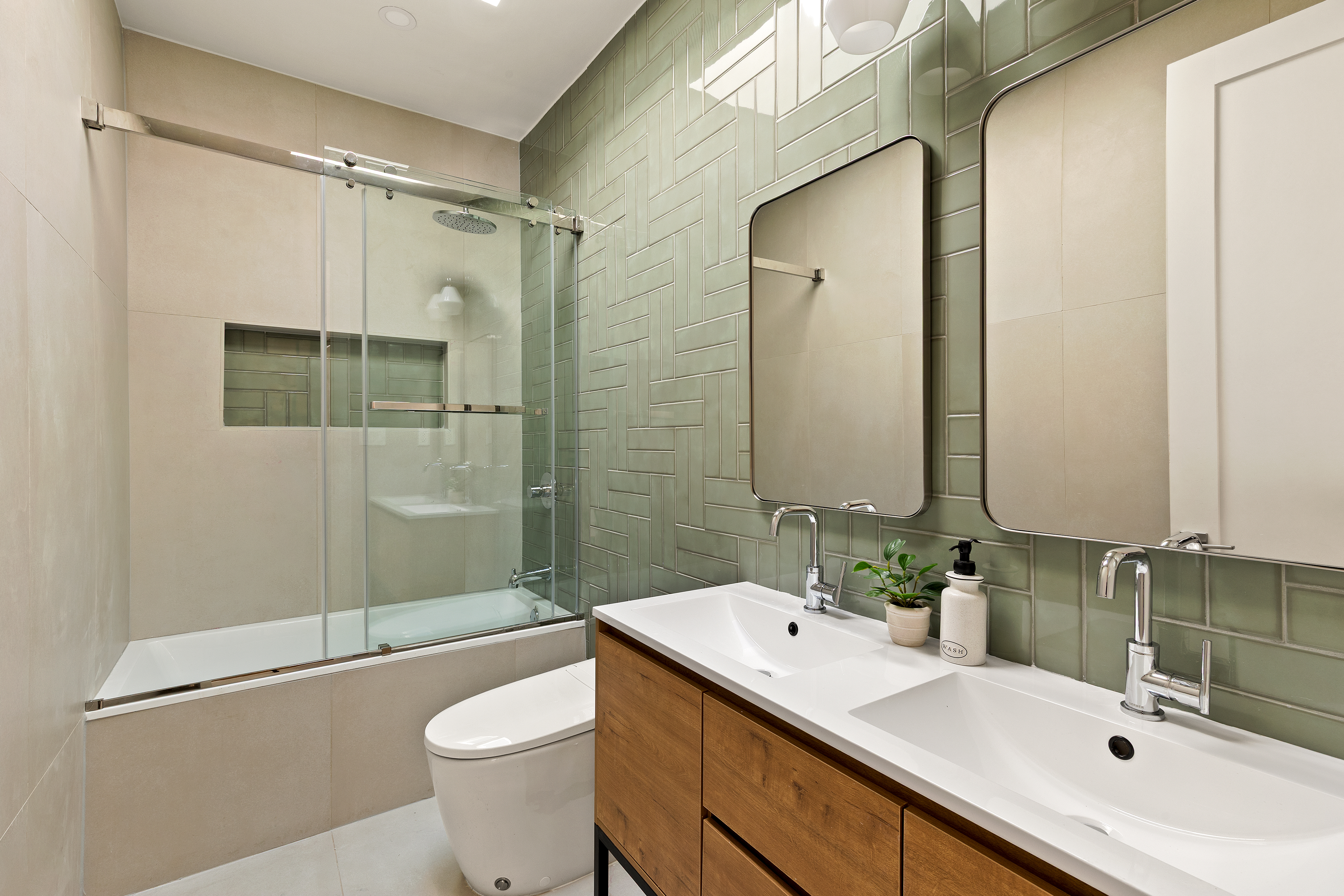 582 Quincy Street Brooklyn, NY 11221 - Photo 9 of 14