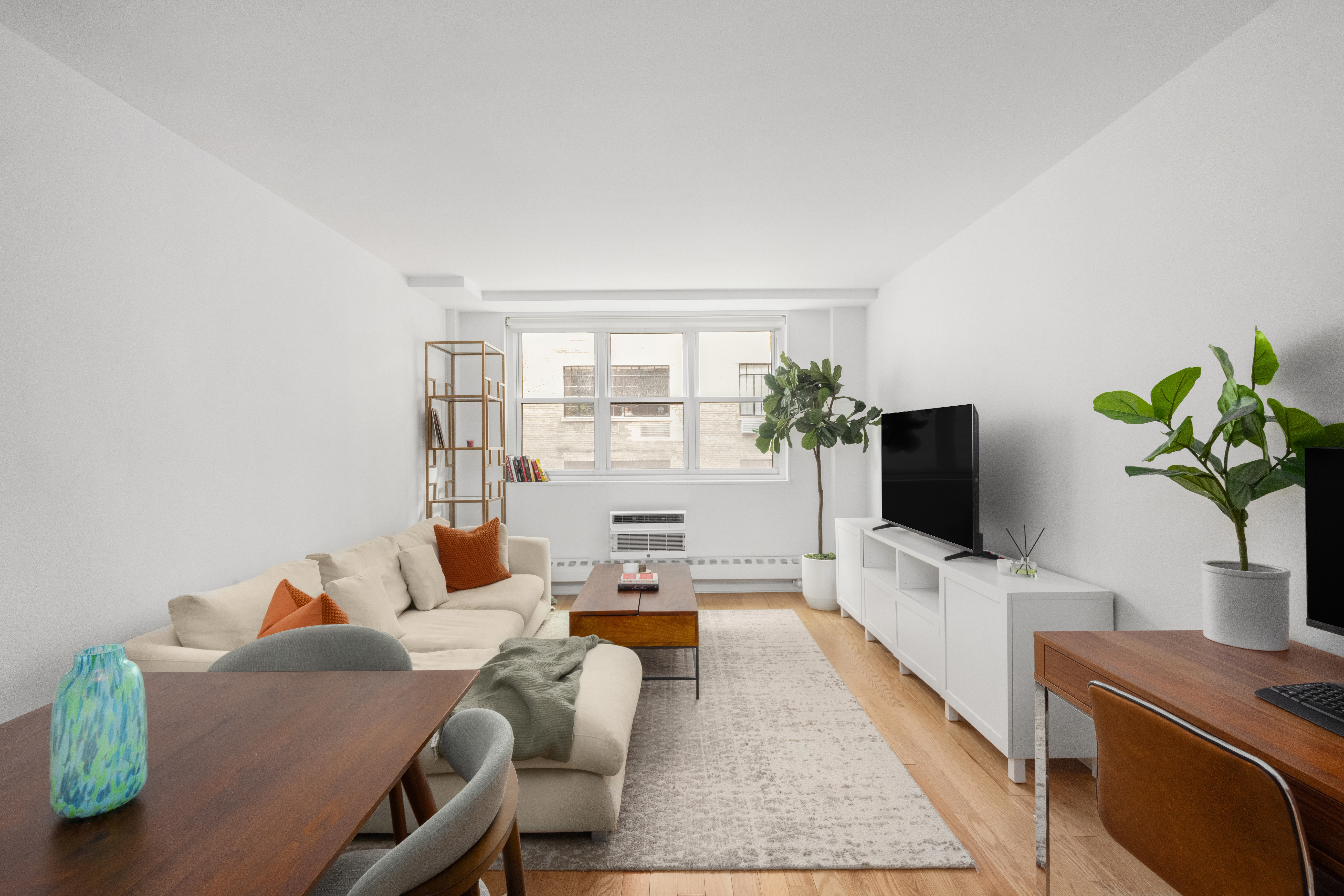 63 East 9th Street, Unit 3U Manhattan, NY 10003 - Photo 2 of 7