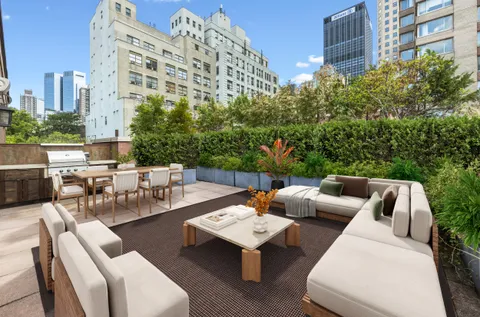 $1,299,000 | 393 West 49th Street, Unit 5NN | Hell's Kitchen
