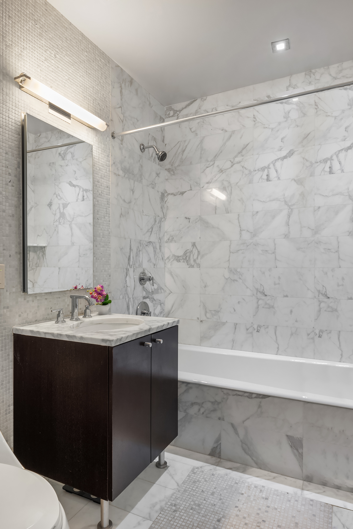 46-30 Center Boulevard, Unit 1603 Queens, NY 11109 - Photo 10 of 18