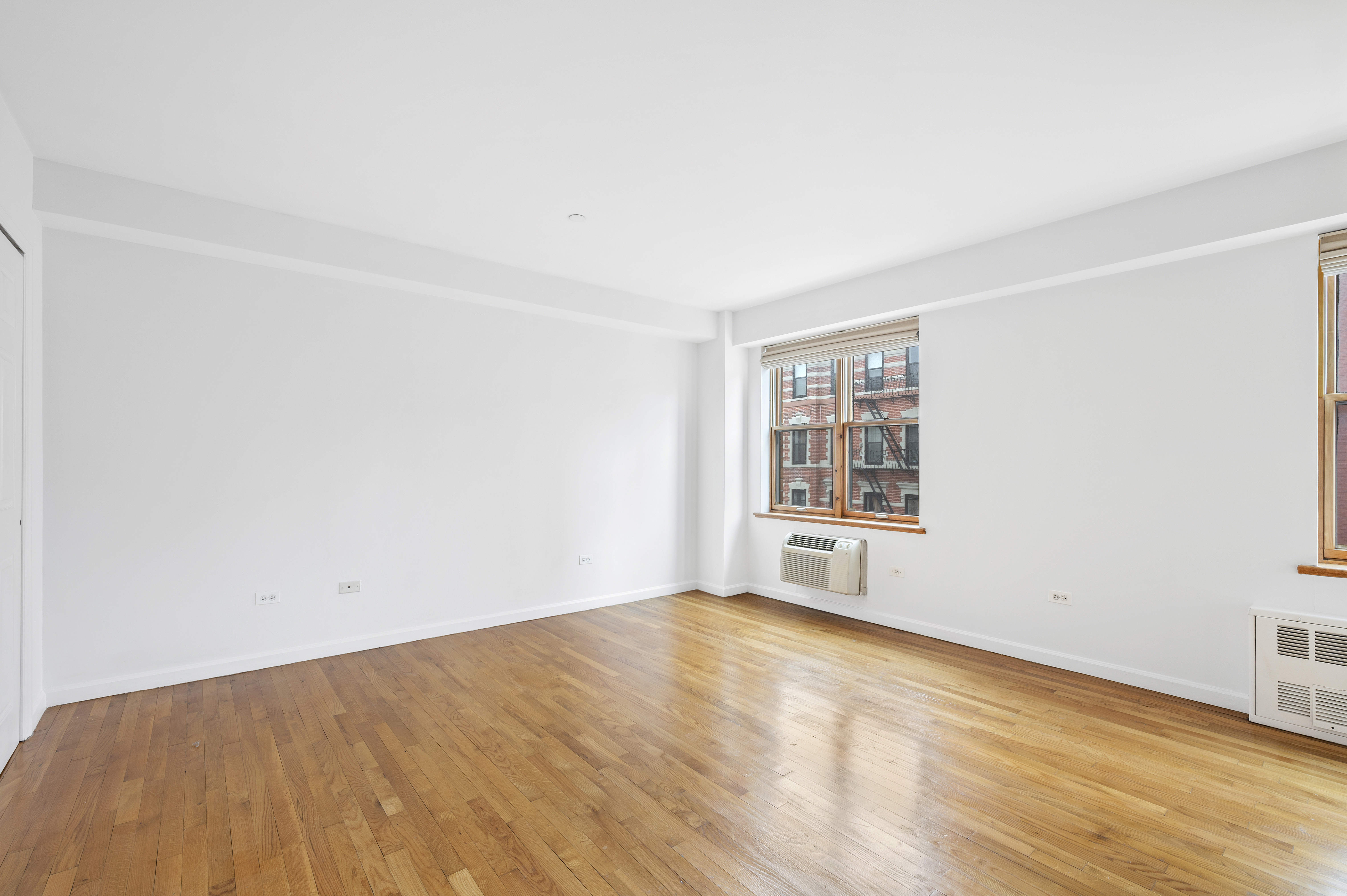 754 East 6th Street, Unit 5A Manhattan, NY 10009 - Photo 7 of 12