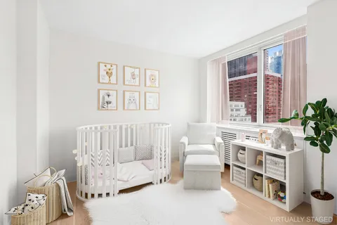 $1,795,000 | 301 West 53rd Street, Unit 18A | Hell's Kitchen