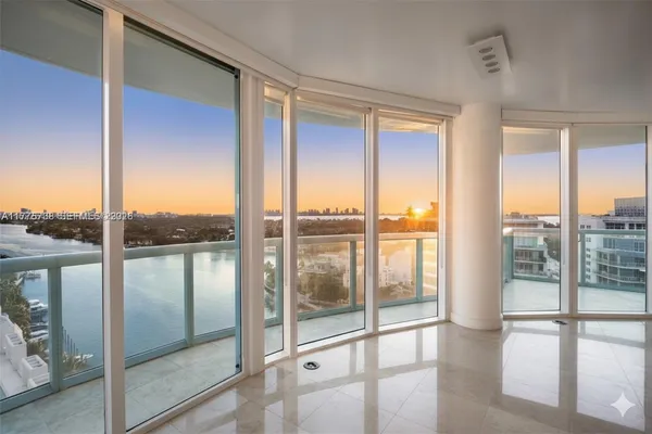 $1,000,000 | 6000 Indian Creek Drive, Unit 10A, Miami Beach, FL 33140