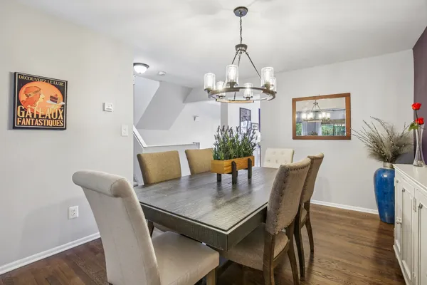 $599,000 | 12 Louisburg Square, Verona, NJ 07044