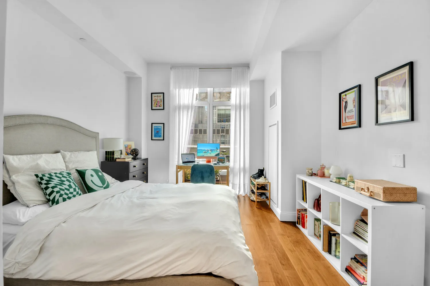 $4,100,000 | 555 West 59th Street, Unit TH3C | Upper West Side
