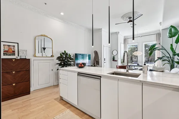 $699,900 | 1328 Maryland Avenue Northeast, Unit 2, Washington, DC 20002