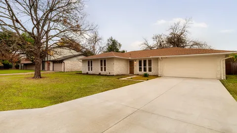 $749,000 | 3101 Val Drive, Austin, TX 78723