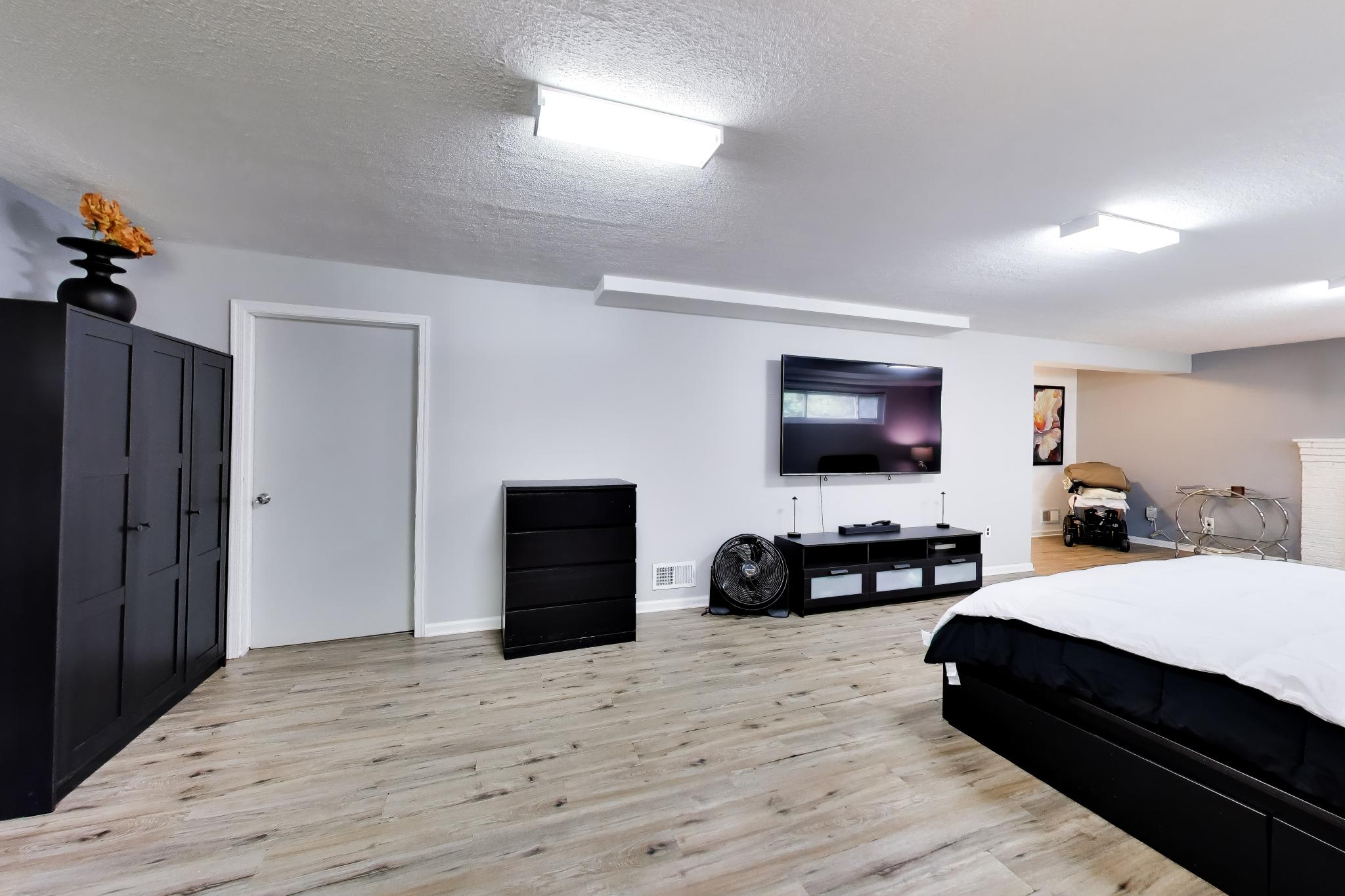 9210 Worth Avenue Silver Spring, MD 20901 - Photo 31 of 45