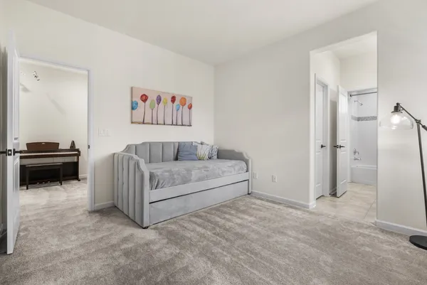 $1,150,000 | 6104 East 141st Avenue, Thornton, CO 80602