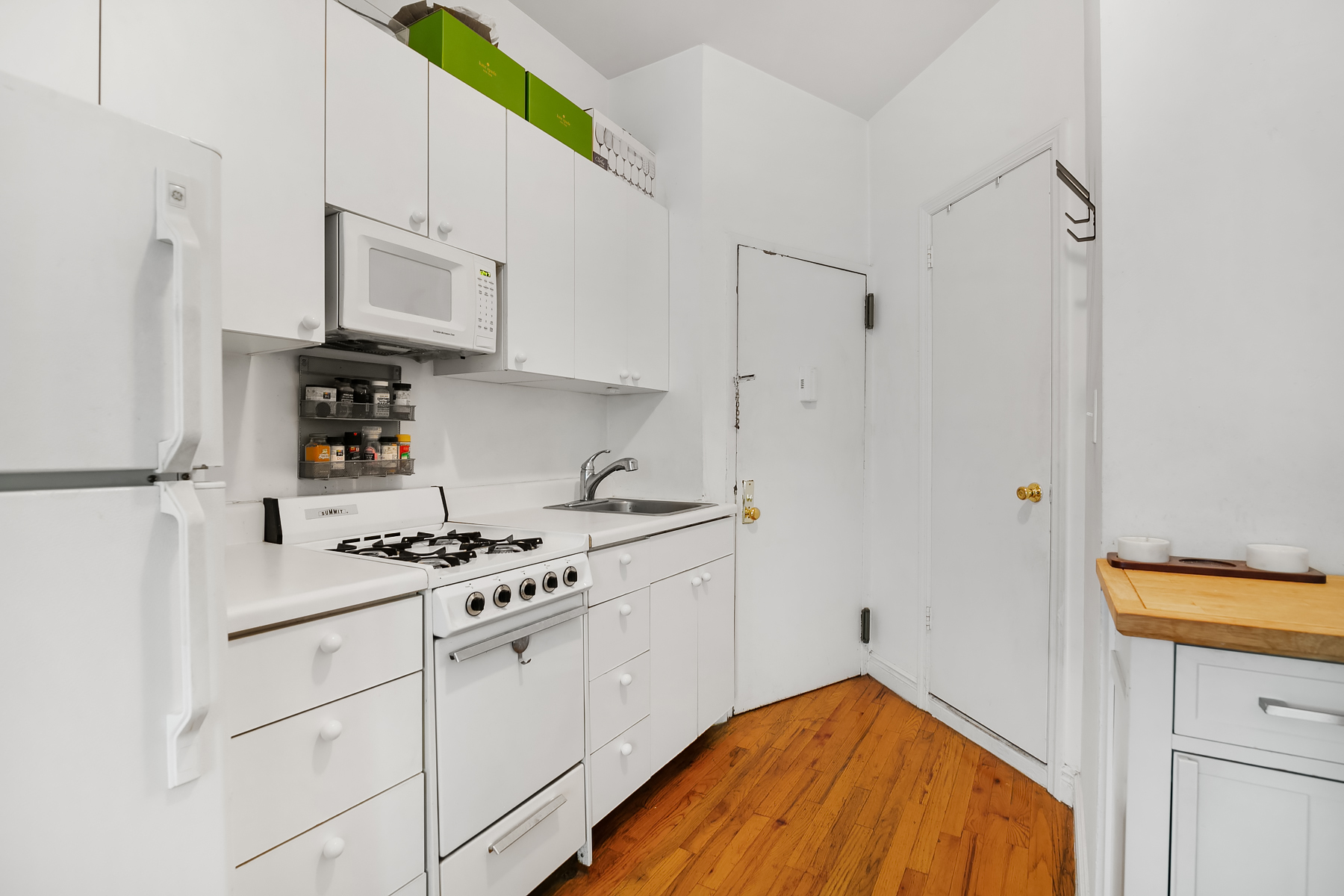 308 Mott Street, Unit 2B Manhattan, NY 10012 - Photo 5 of 6