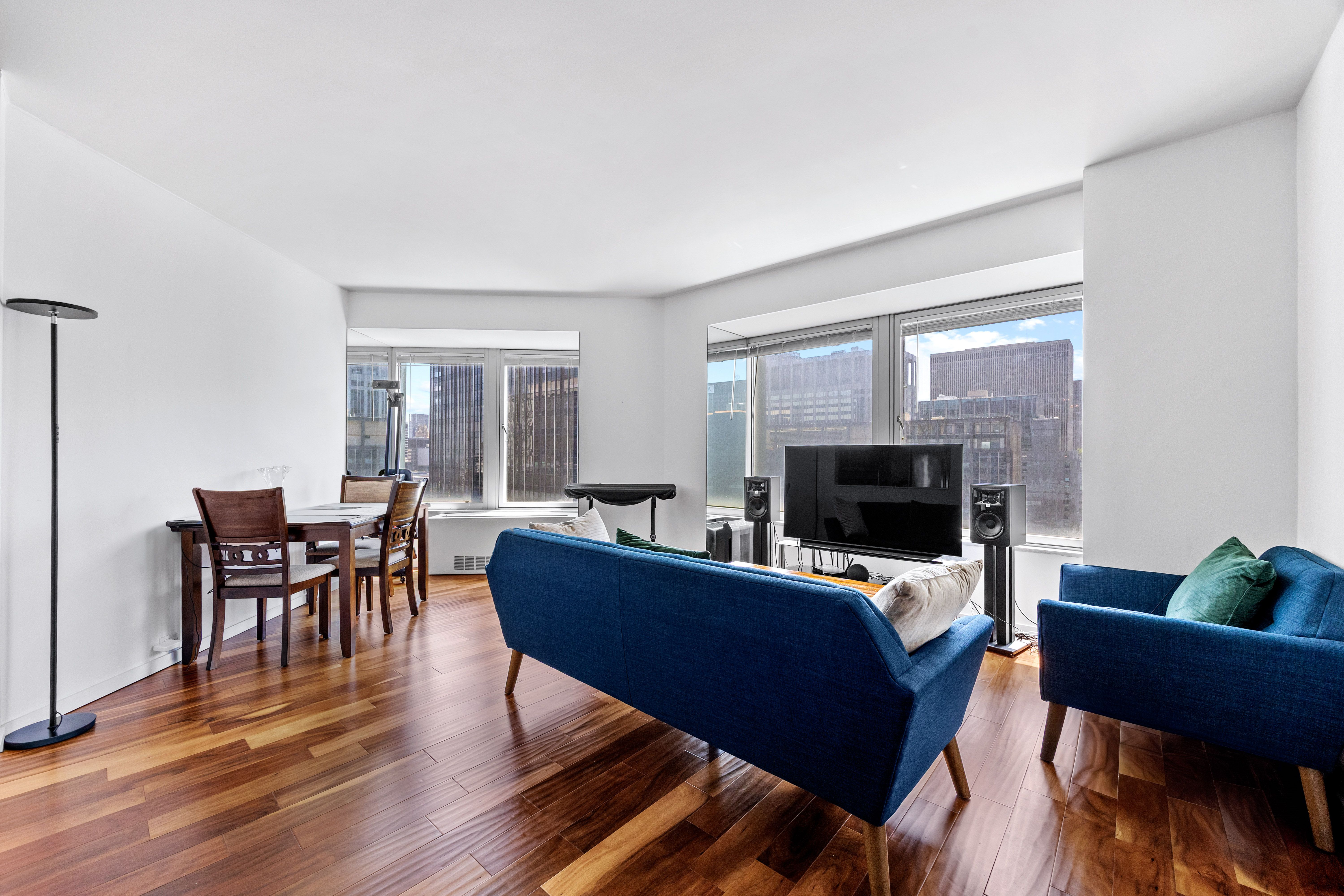 150 West 56th Street, Unit 4312 Manhattan, NY 10019 - Photo 4 of 18