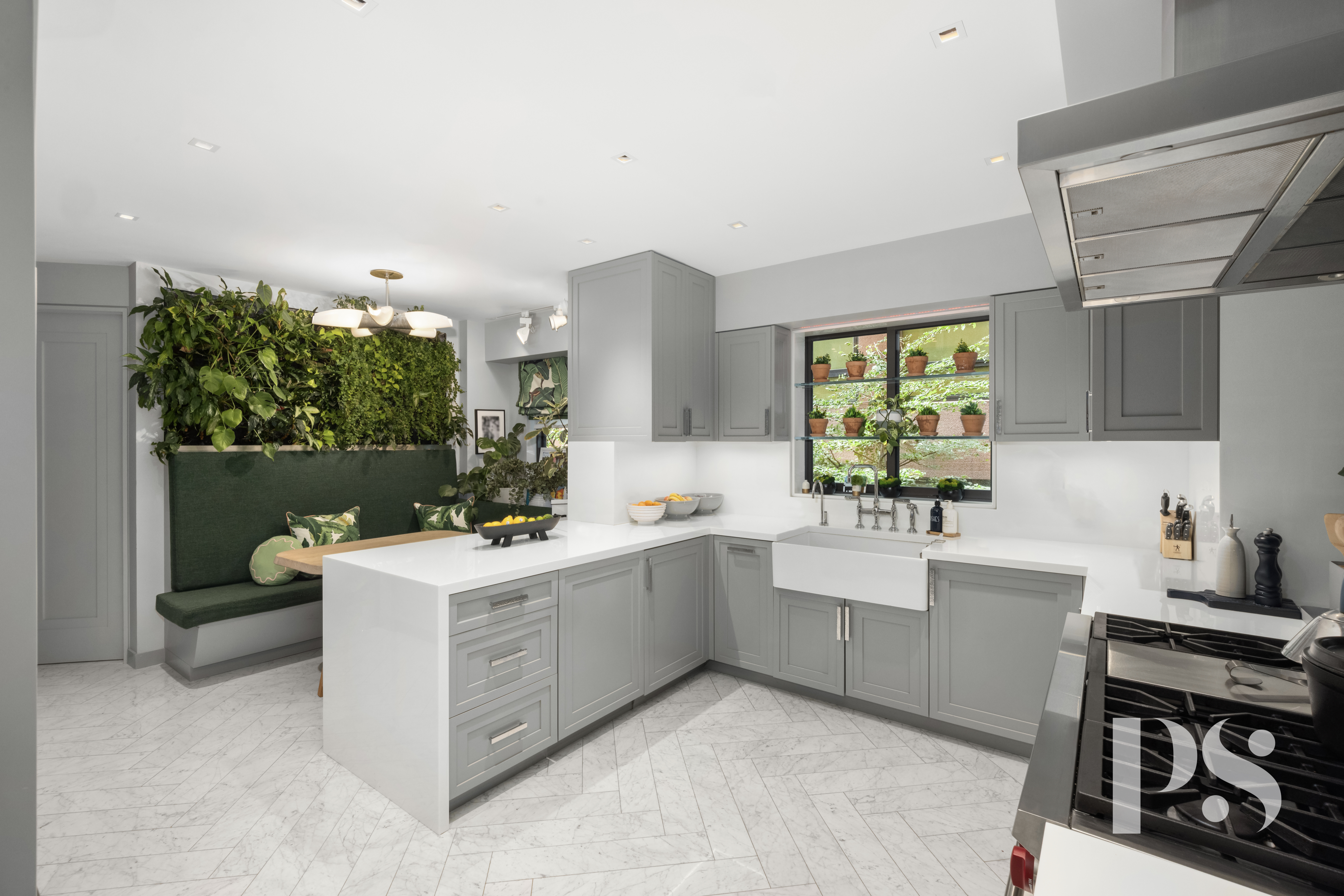 733 Park Avenue, Unit 4 Manhattan, NY 10021 - Photo 10 of 29 a kitchen with a sink stove and cabinets
