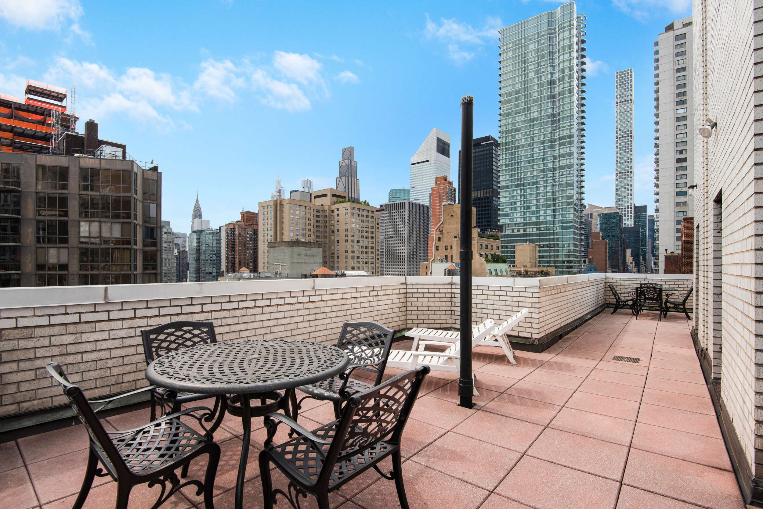357 East 57th Street, Unit 2E Manhattan, NY 10022 - Photo 13 of 17 Gallery Image 13