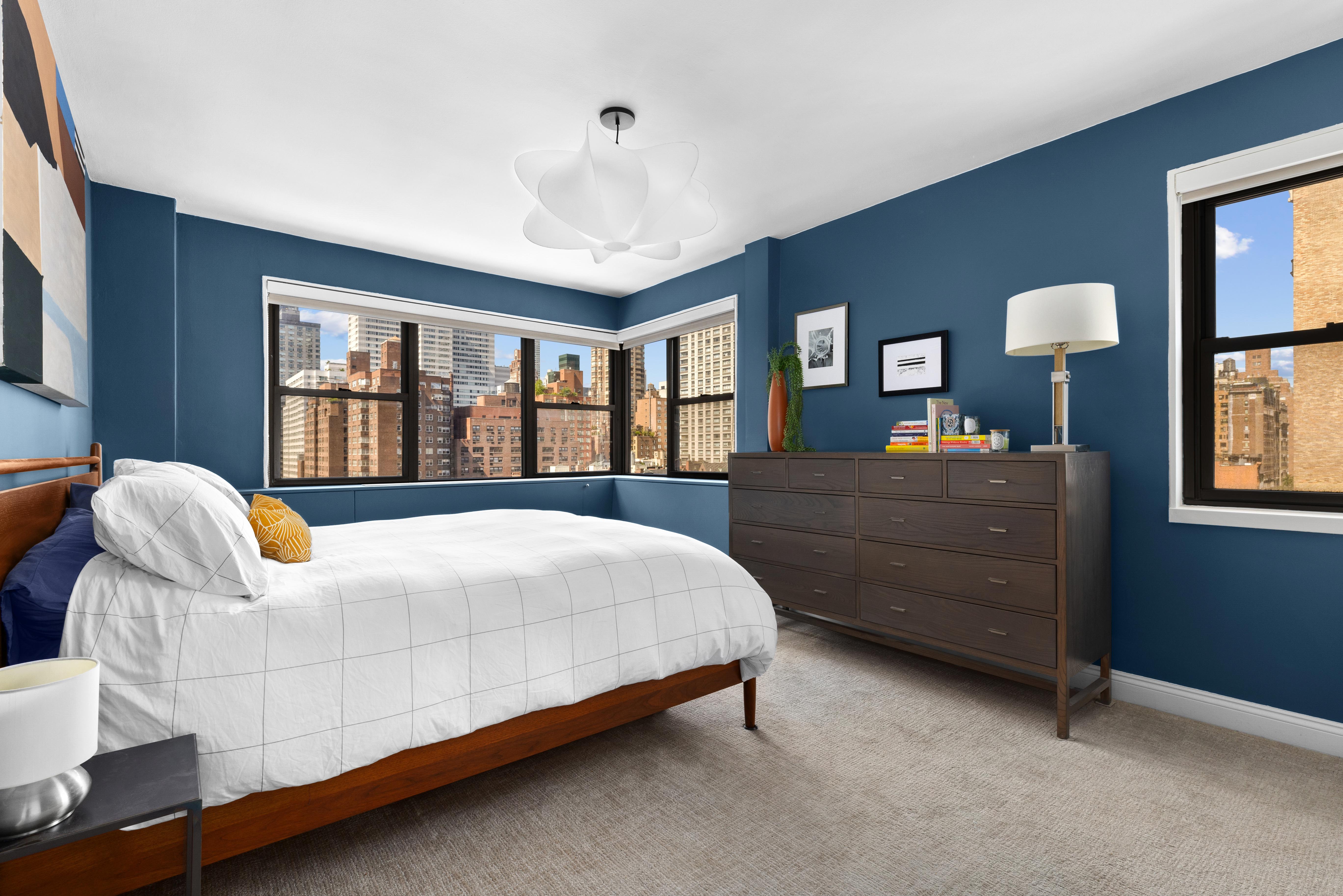 305 East 72nd Street, Unit 11E Manhattan, NY 10021 - Photo 5 of 13