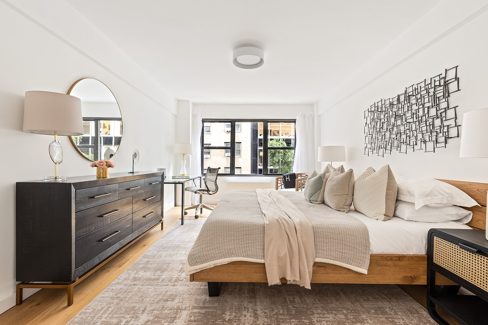 150 East 56th Street, Unit 4D Manhattan, NY 10022 - Photo 6 of 8