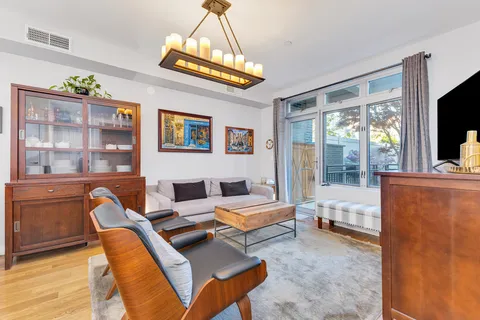 $2,199,000 | 319 Humboldt Street, Unit 1B | Williamsburg