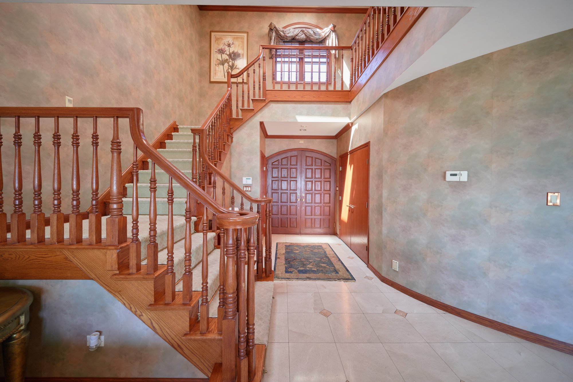 3411 Country Club Road Bronx, NY 10465 - Photo 2 of 54 a view of entryway