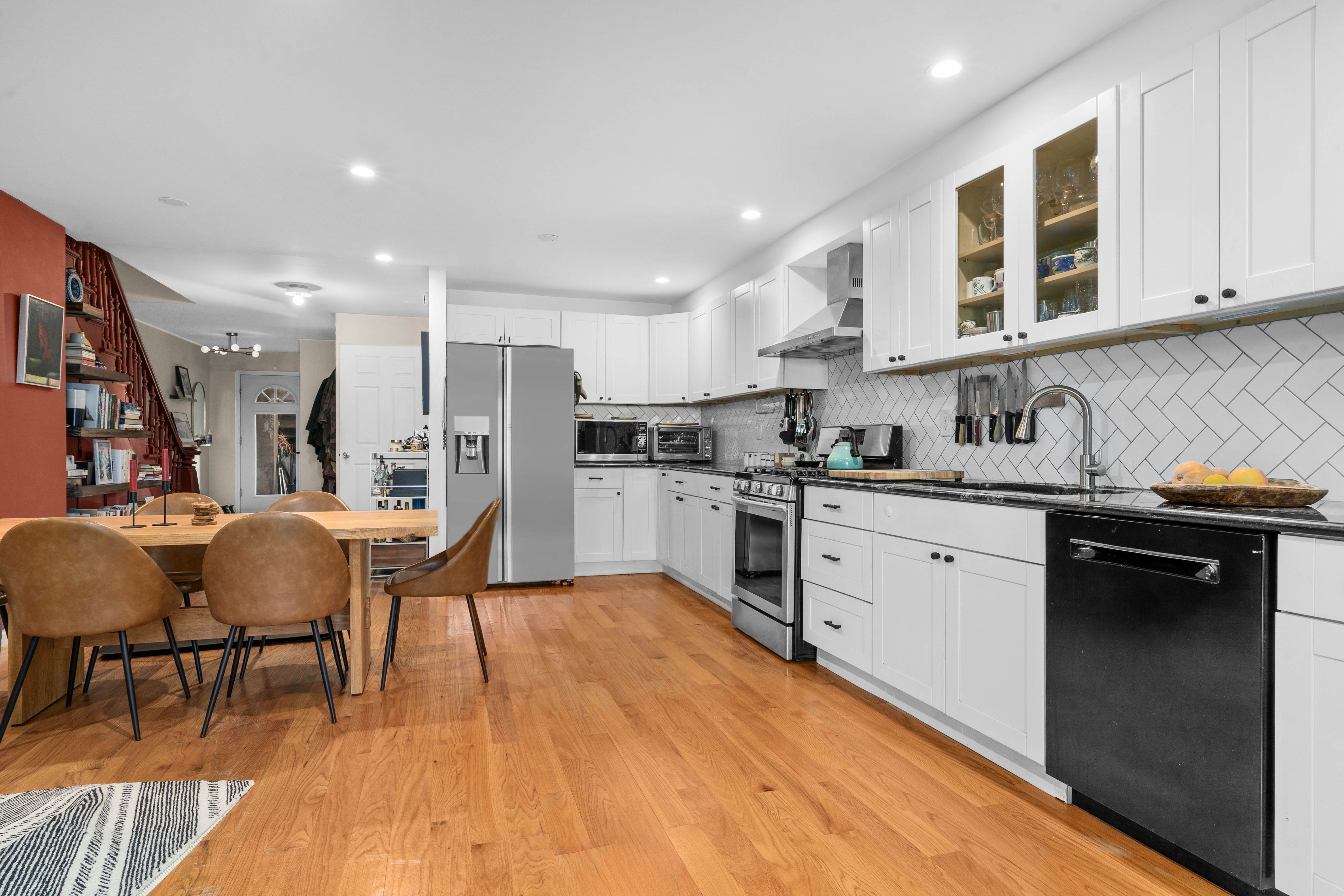 591 Willoughby Avenue Brooklyn, NY 11206 - Photo 4 of 17