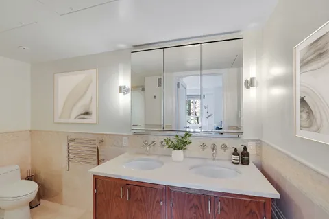 $2,390,000 | 200 East 66th Street, Unit D201 | Lenox Hill