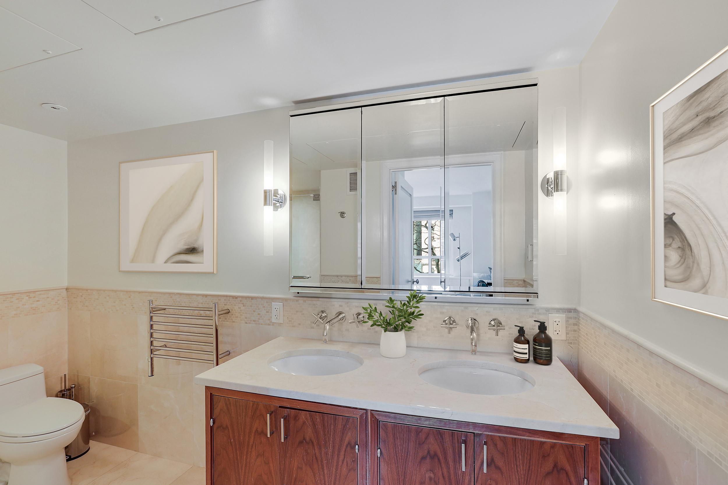 200 East 66th Street, Unit D201 Manhattan, NY 10065 - Photo 12 of 25