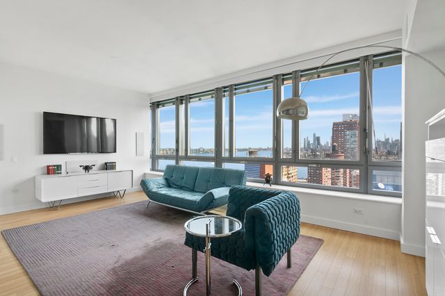 $1,950,000 | 2 River Terrace, Unit PH31F | Battery Park City