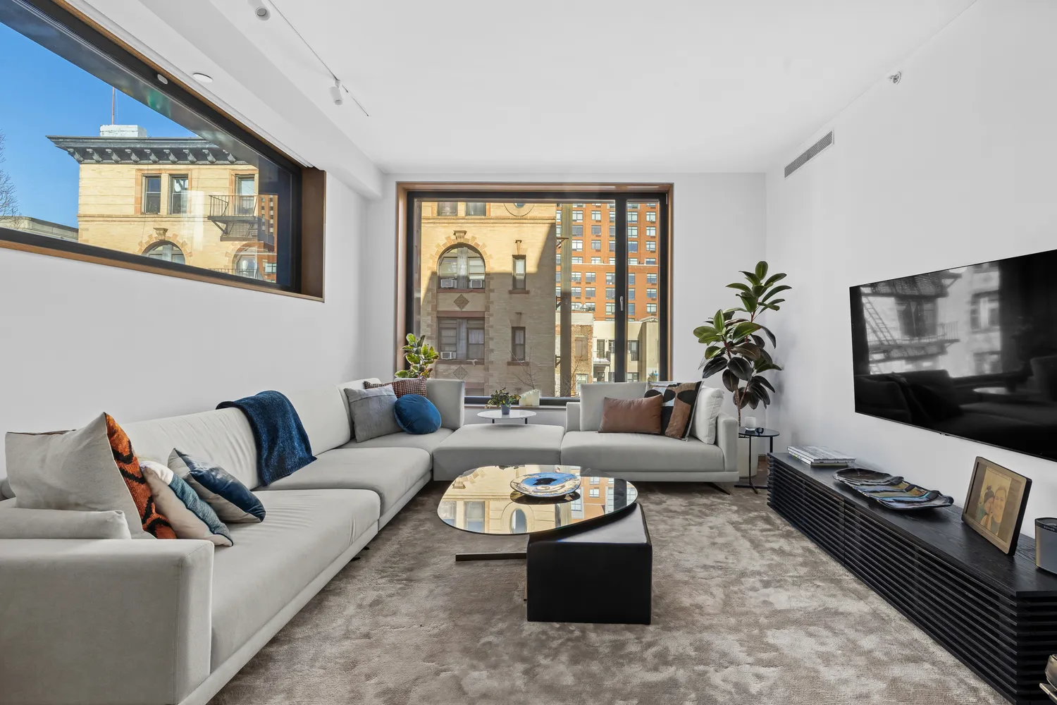 $3,250,000 | 210 Pacific Street, Unit 4W | Cobble Hill