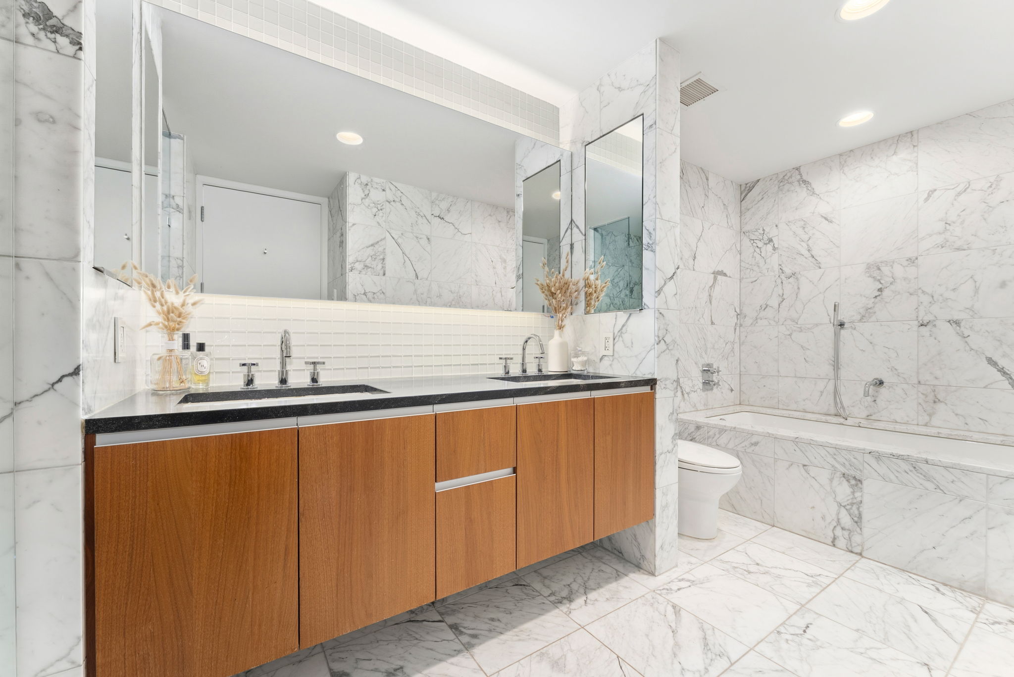 311 West Broadway, Unit 7G Manhattan, NY 10013 - Photo 7 of 15