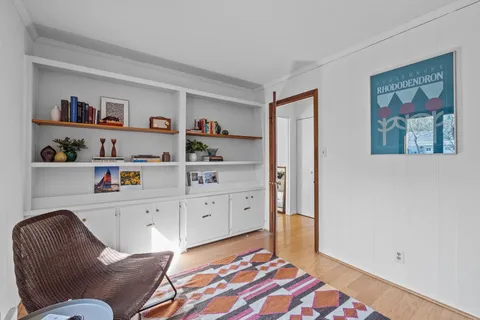 $1,050,000 | 1709 Curtis Road, Chapel Hill, NC 27514