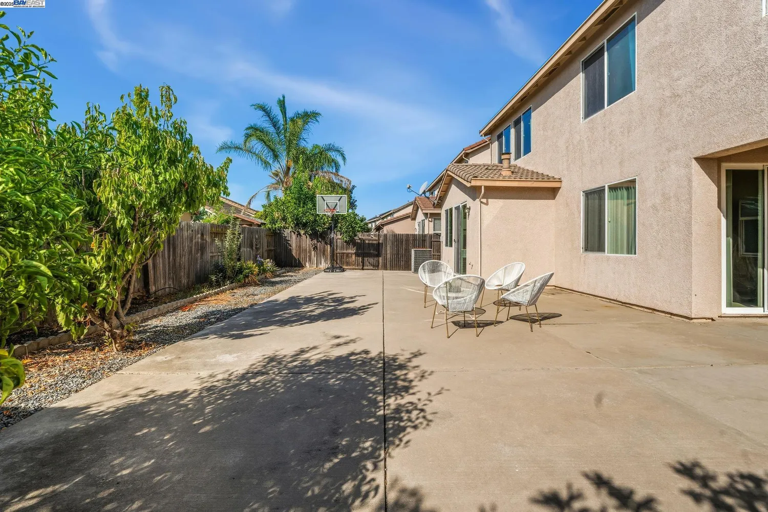 $749,800 | 5212 Namath Circle, Elk Grove, CA 95757