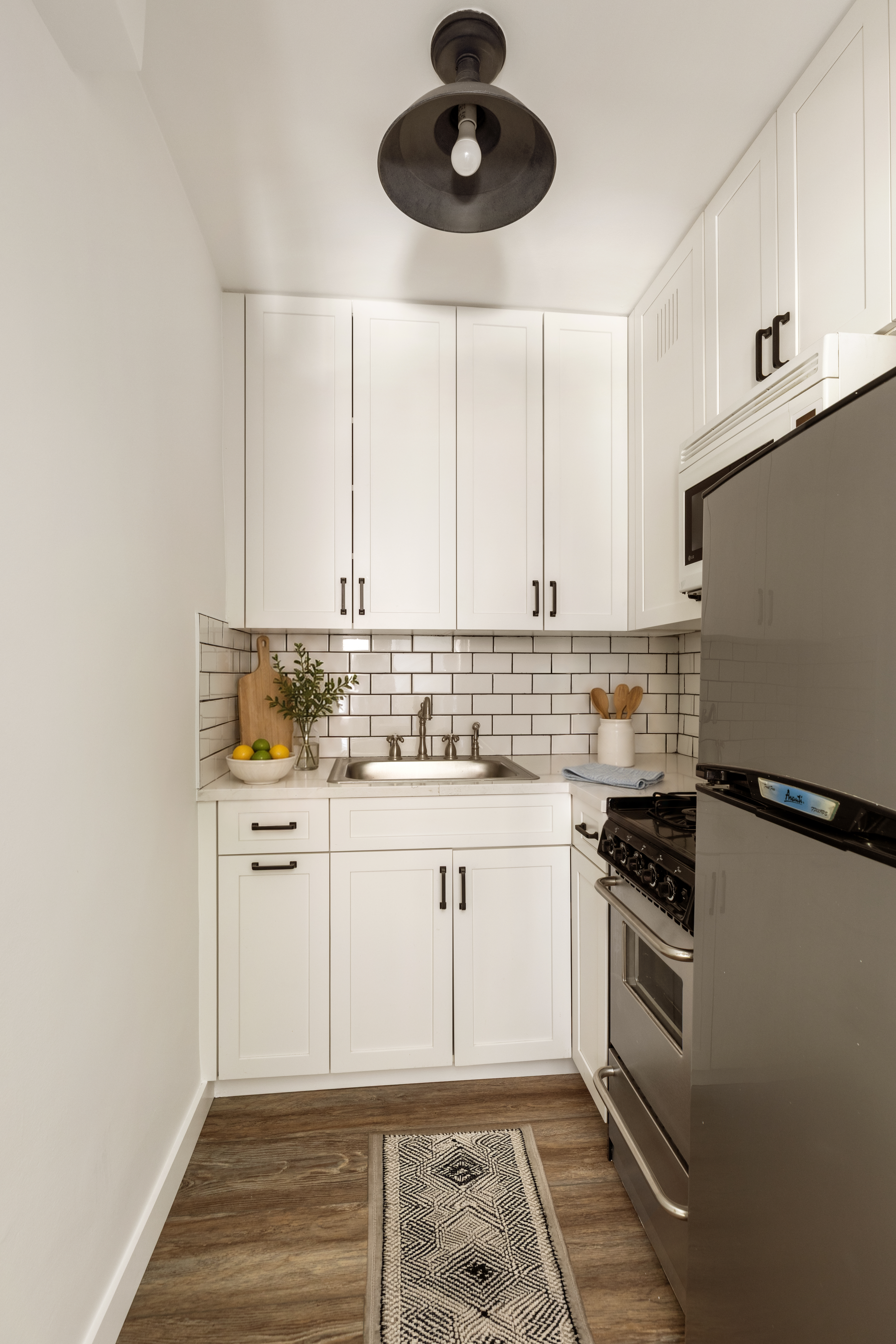 31 Jane Street, Unit 6G Manhattan, NY 10014 - Photo 5 of 11