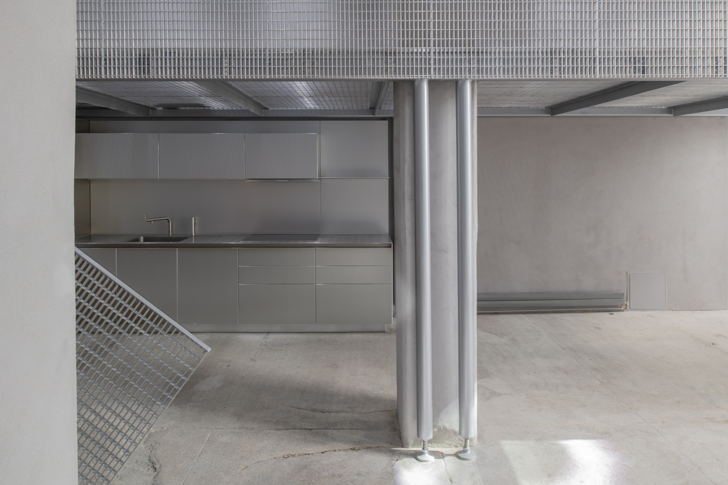 529 West 42nd Street, Unit 1A Manhattan, NY 10036 - Photo 4 of 16