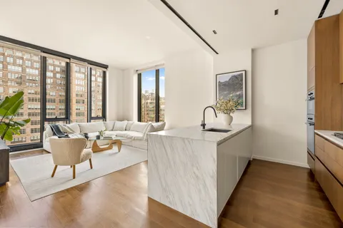 $1,888,000 | 570 Broome Street, Unit 10A | Hudson Square