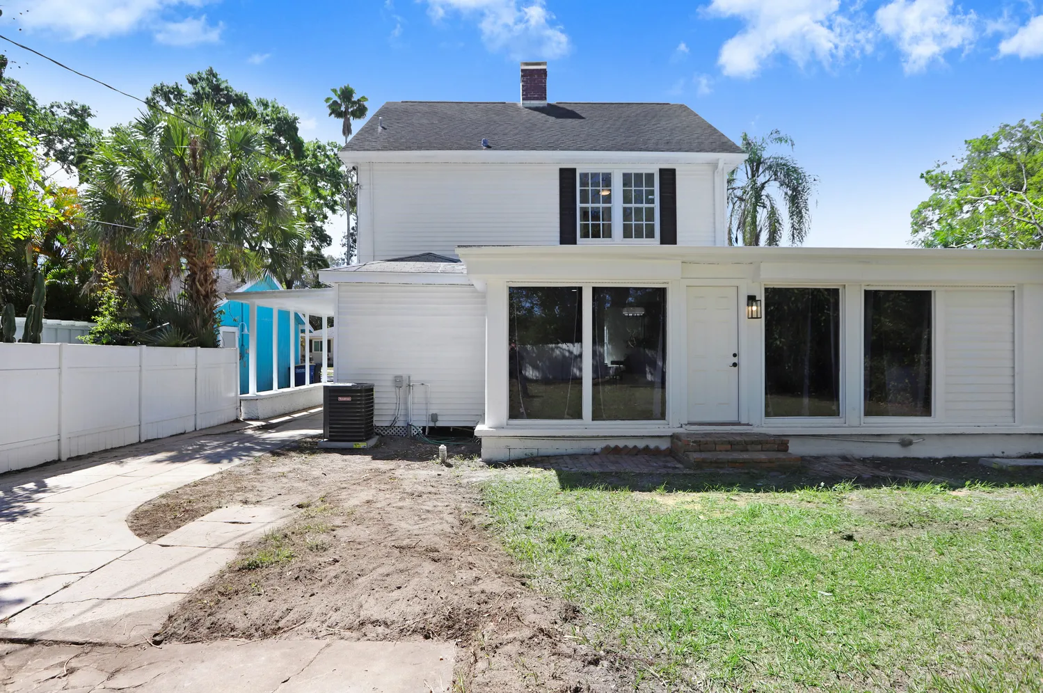 $670,000 | 1960 McKinley Street, Clearwater, FL 33765