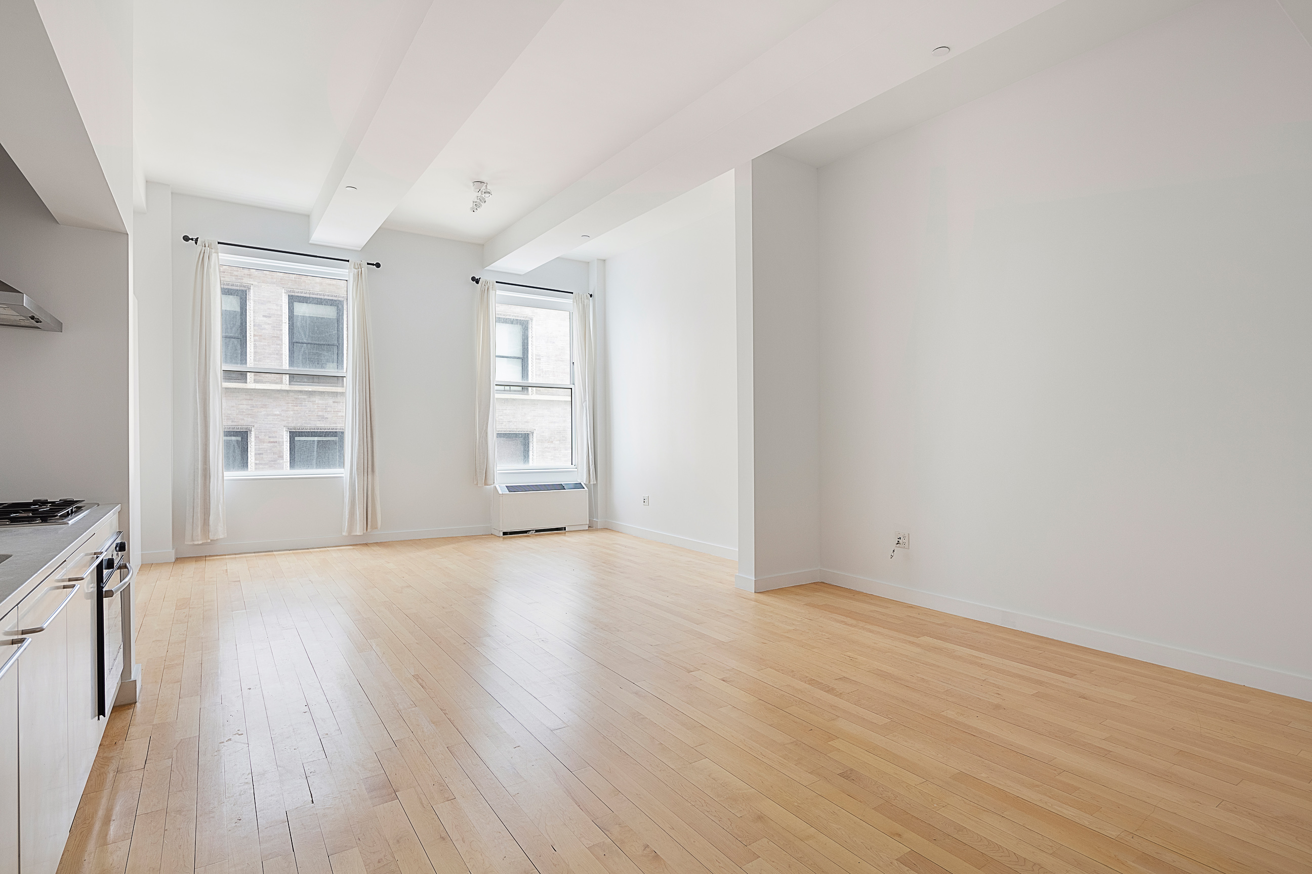 15 Broad Street, Unit 1222 Manhattan, NY 10005 - Photo 2 of 7
