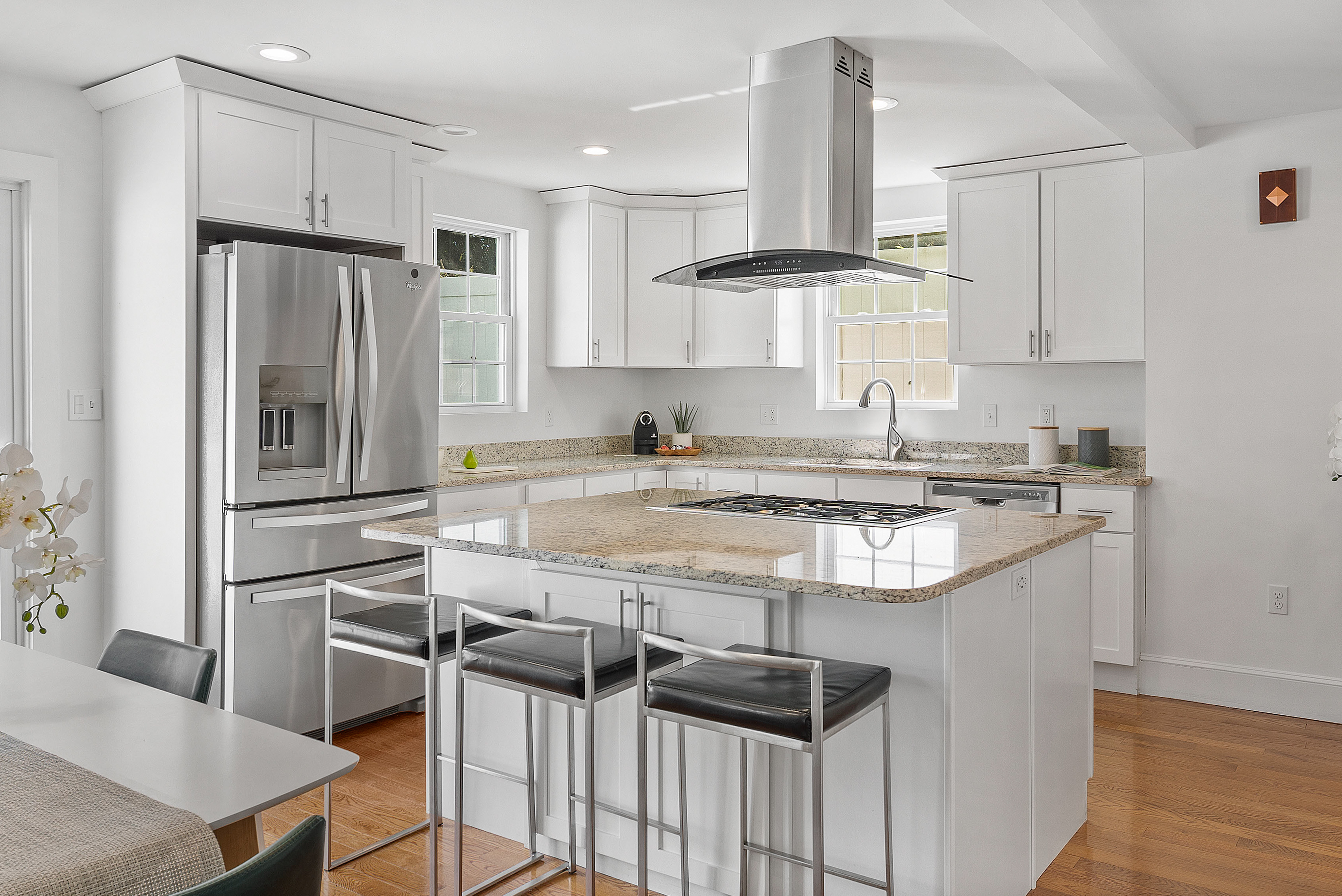 34 R Marcella Street Roxbury, MA 02119 - Photo 4 of 27